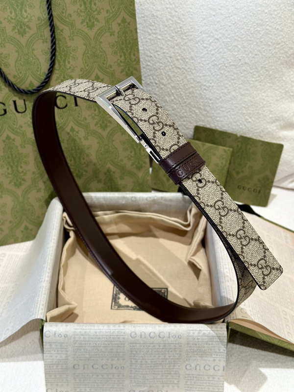 スーパーコピーグッチベルト正面デザイン